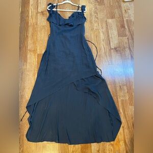 High-low Dress w/pockets! Medium